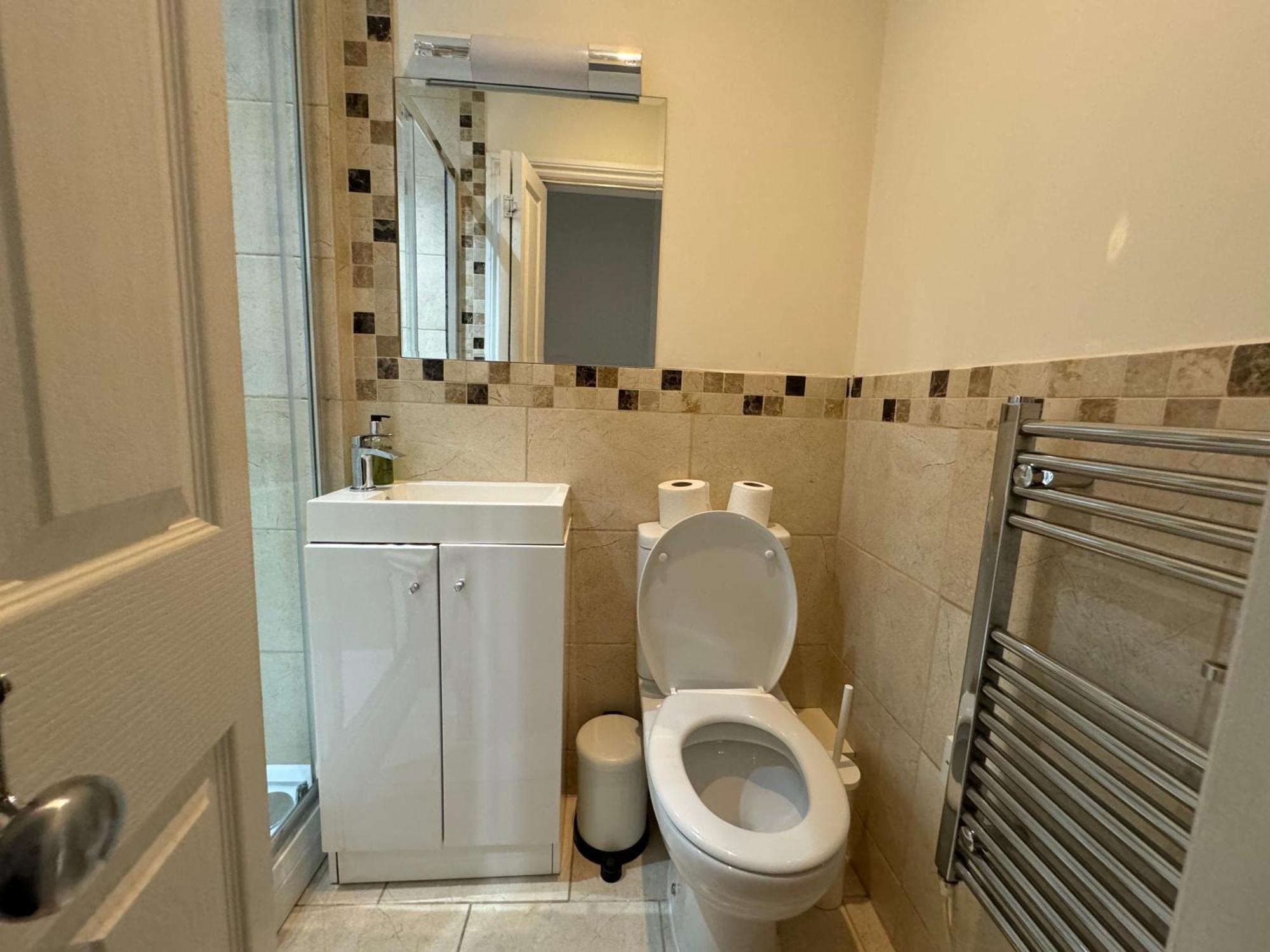 Beachside Gem 7 Min Walk To Shore 1 Bed 1 Bath *